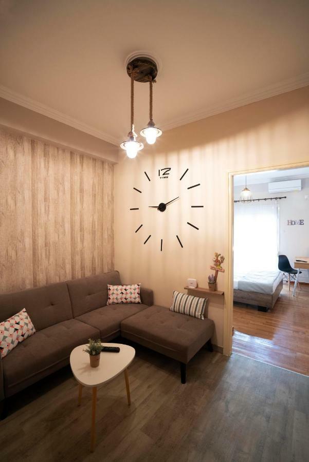 Cozy Apt Next To Metro And Close To Acropolis! 아테네 외부 사진
