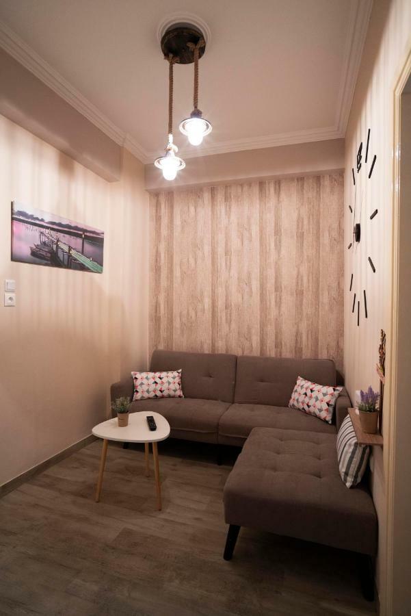 Cozy Apt Next To Metro And Close To Acropolis! 아테네 외부 사진