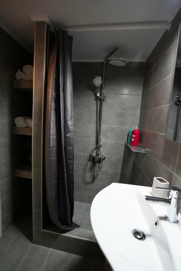 Cozy Apt Next To Metro And Close To Acropolis! 아테네 외부 사진